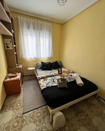 Gemuetliches Zimmer "Gold" Fuer 2 Personen Und Katzenliebhaber Valência Exterior foto