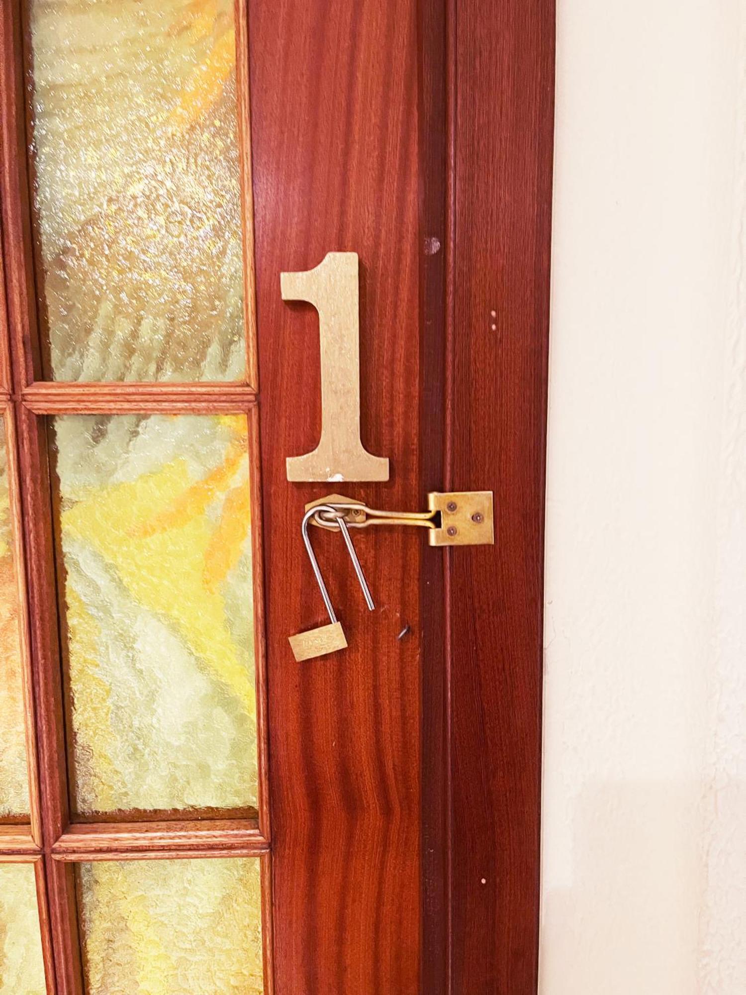 Gemuetliches Zimmer "Gold" Fuer 2 Personen Und Katzenliebhaber Valência Exterior foto